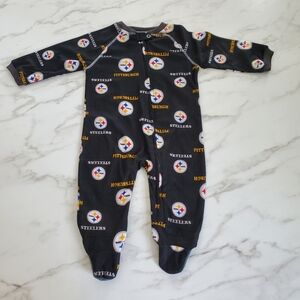 Pittsburgh Steelers NFL Baby One Piece Sleeper Size 3-6 Months Onesie